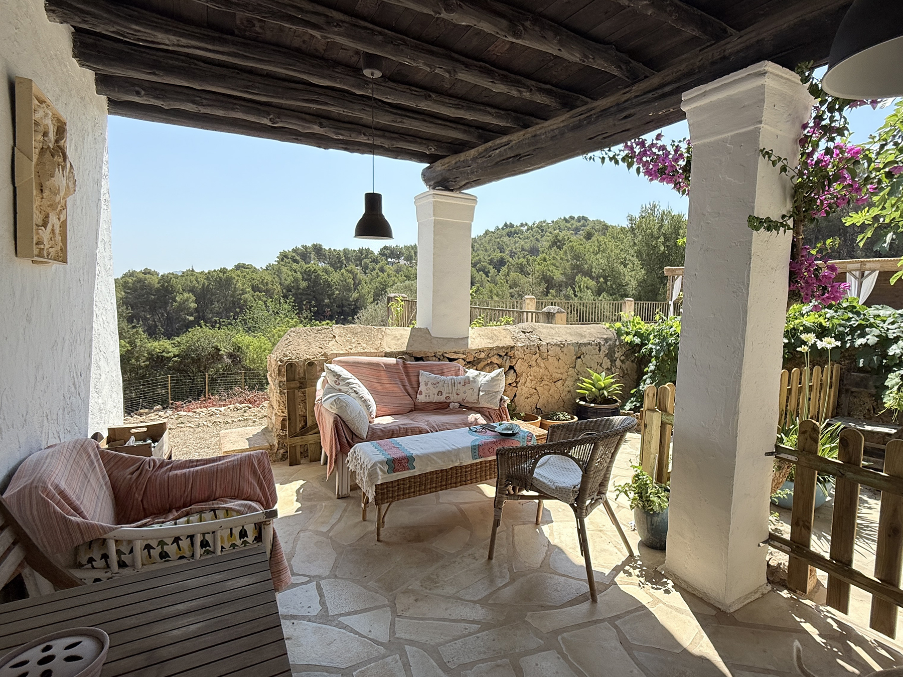 Resa Estates Ibiza koop  finca sale san augustin patio .jpeg